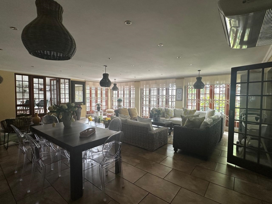 5 Bedroom Property for Sale in Heuwelsig Free State